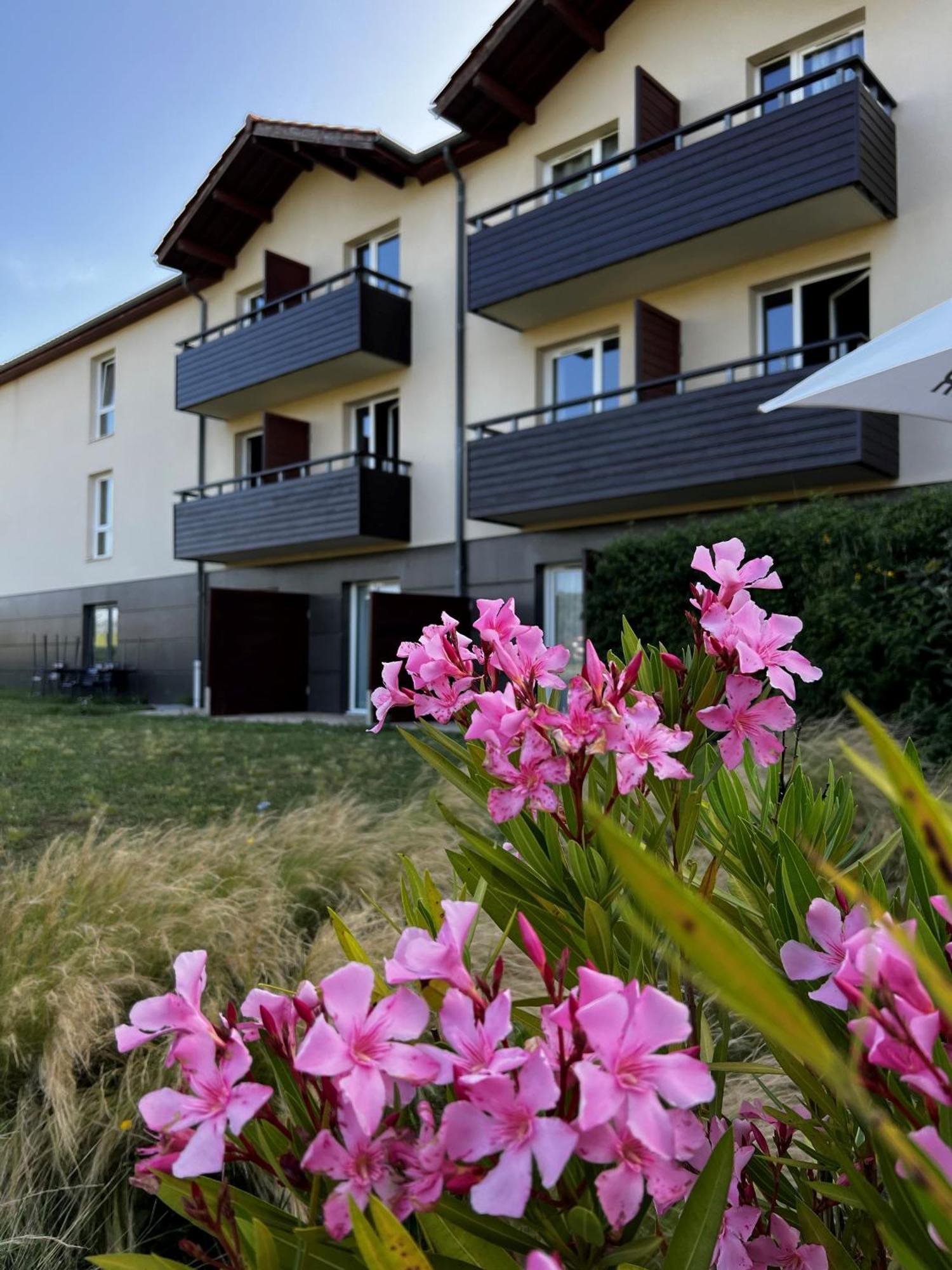 Best Western Plus Hotel Gergovie Perignat-les-Sarlieve Exterior photo